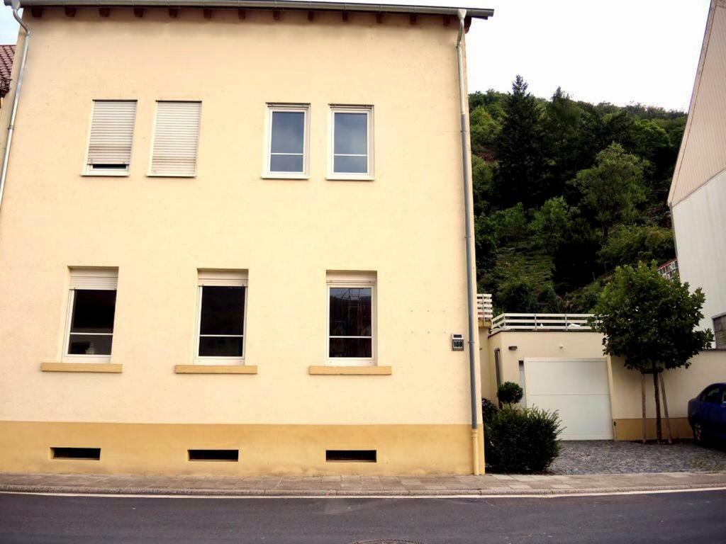 Modernes Apartment - Neustadt/Weinstrasse Stadt Neustadt an der Weinstraße Εξωτερικό φωτογραφία
